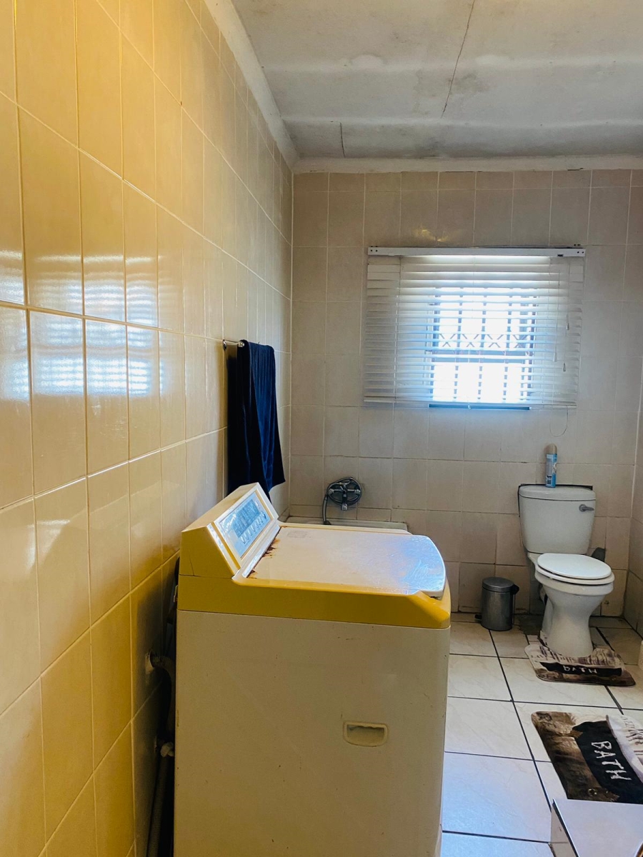 2 Bedroom Property for Sale in Kuyasa Western Cape